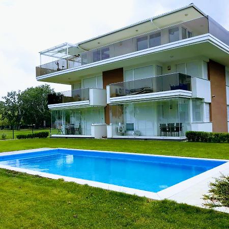 Elegant Apartman Шиофок Экстерьер фото